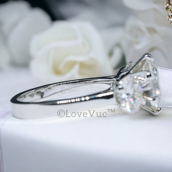 Certified 5ct. t.w. Diamond Three-stone Brilliant Cut Engagement Ring - Picture 5 of 17